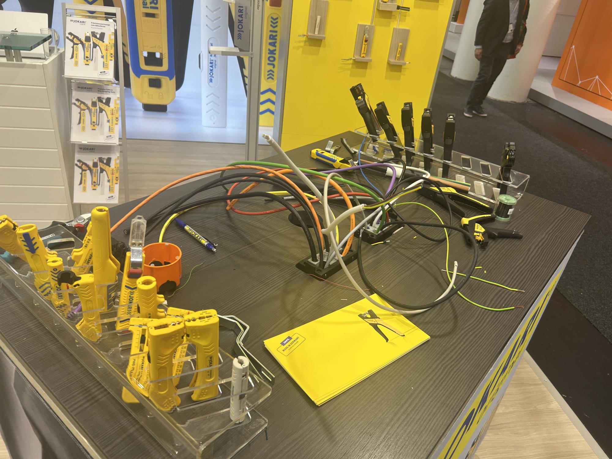 德國(guó)Jokari剝線工具/鉗子和切割器編號(hào)8211 9300