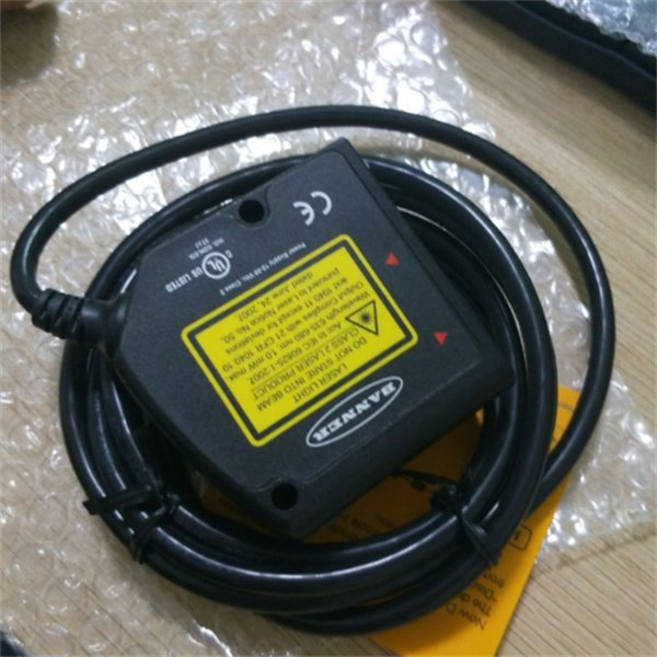 BANNER邦納Q20系列工業(yè)級(jí)光電傳感器Q20KAF400Q7